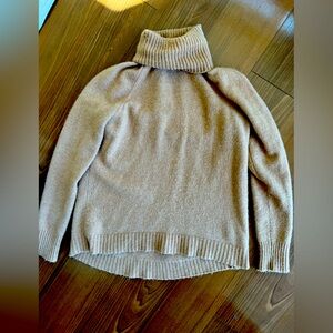 J. Crew sweater turtleneck size XS